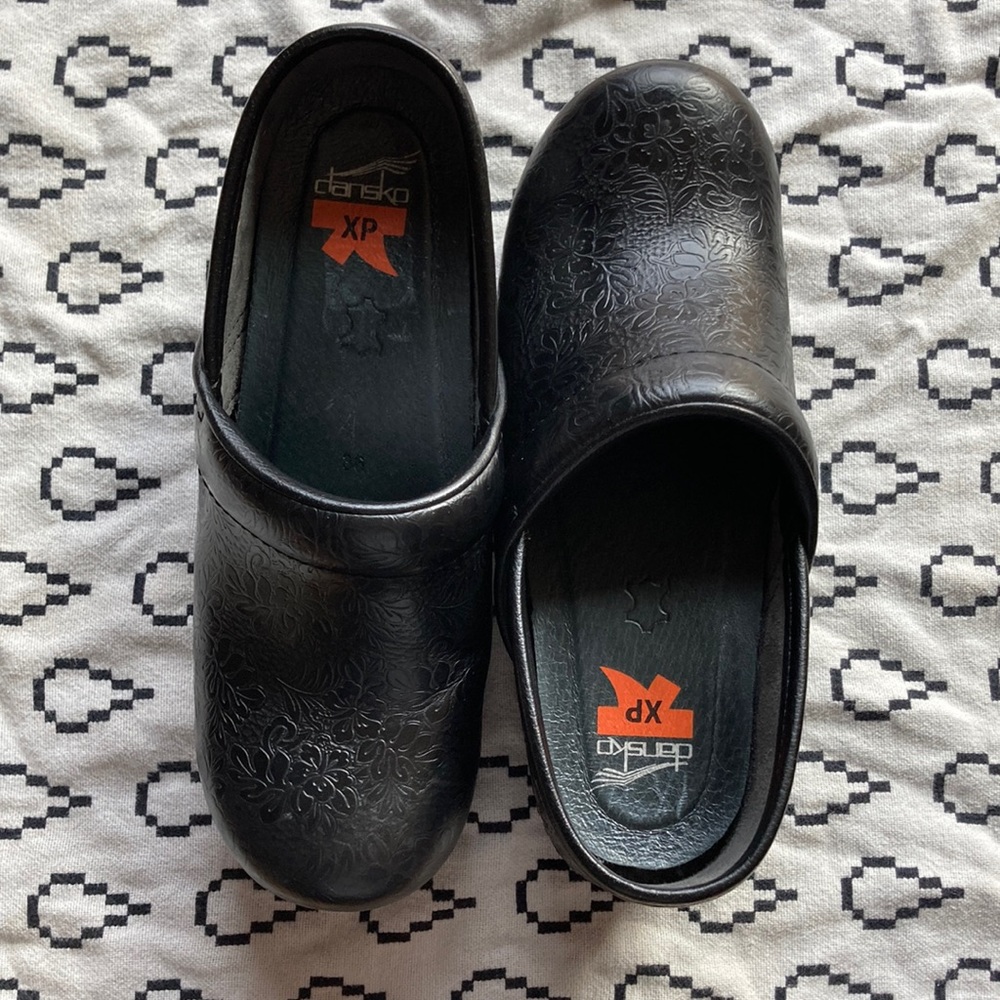 EUC Dansko XP Clogs